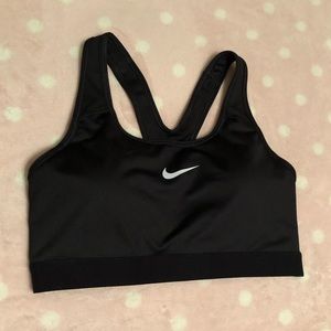 Black nike pro classic padded sports bra